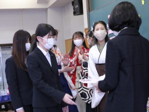 謝恩会に代わるお別れ会を実施しました